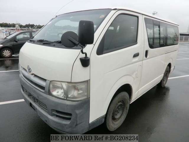 TOYOTA Hiace Van