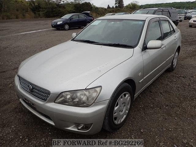Toyota altezza 2005