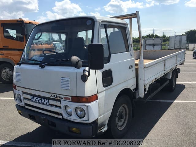 Nissan atlas 1990
