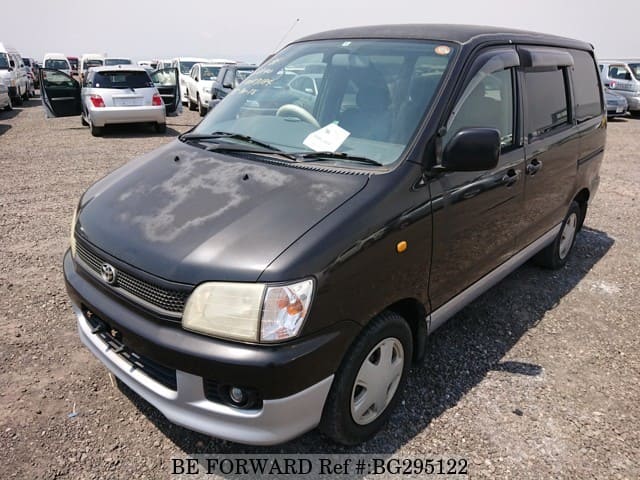 Toyota liteace noah