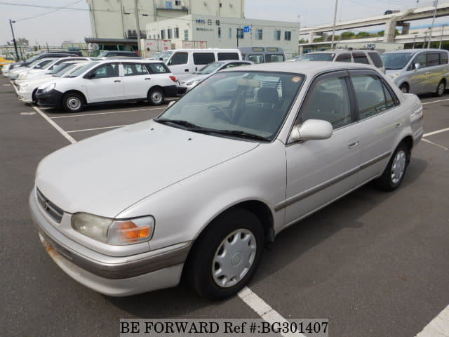 TOYOTA Corolla Sedan