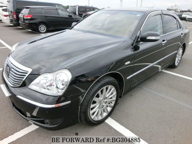 Toyota crown majesta 2005