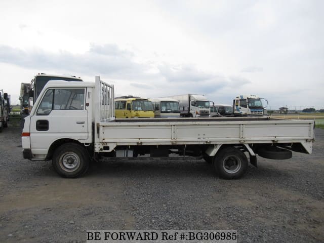 Nissan atlas 1990