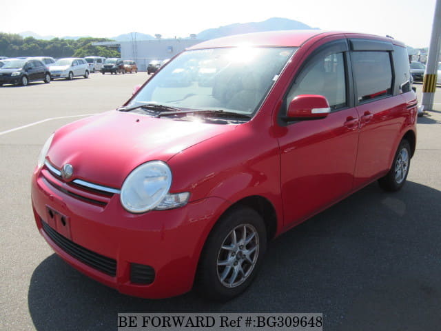 Toyota sienta 2010