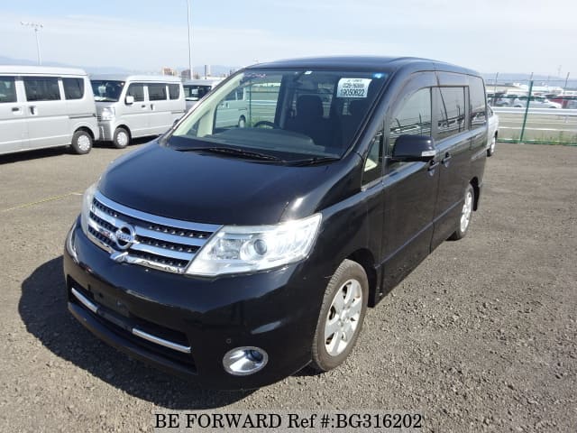 NISSAN Serena