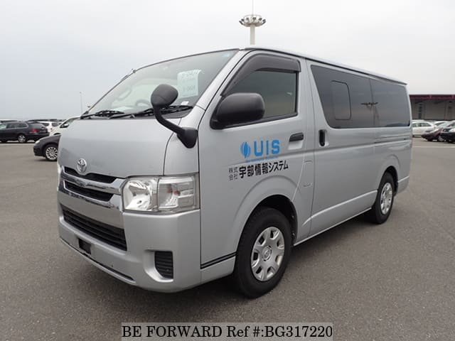 TOYOTA Hiace Van