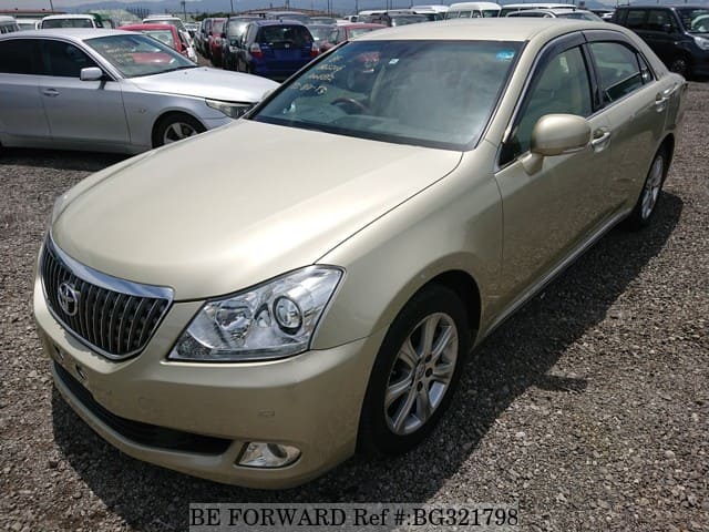 Toyota crown 2012