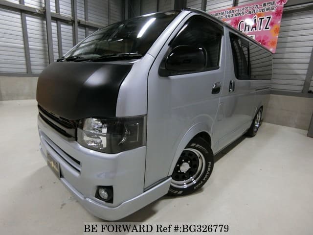 TOYOTA Hiace Van