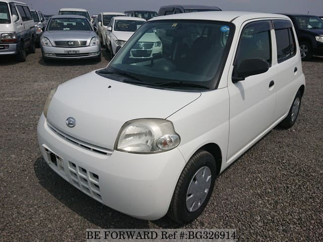 Daihatsu esse 2010