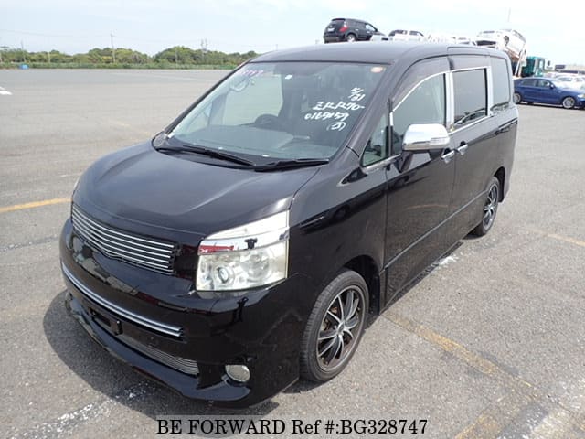 Toyota voxy zs kirameki