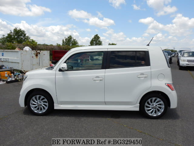 Toyota bb 2008