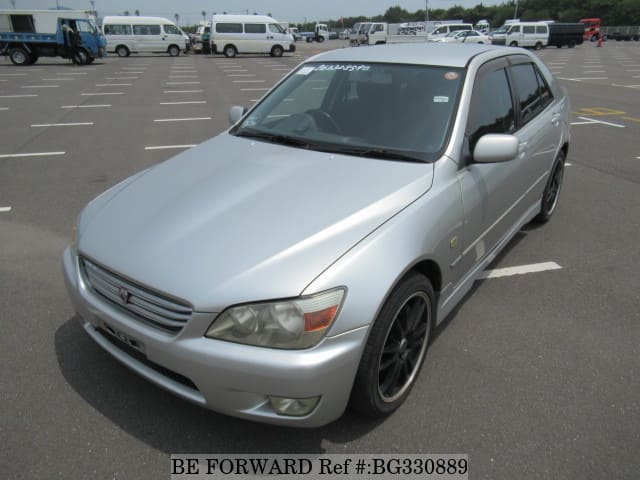 Toyota altezza 1998