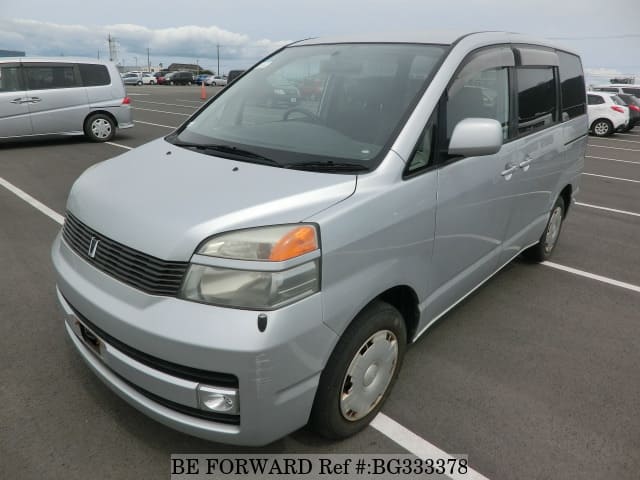Toyota voxy 2003