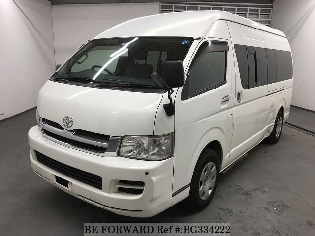 TOYOTA Hiace Commuter