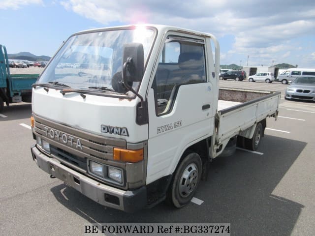 TOYOTA Dyna Truck