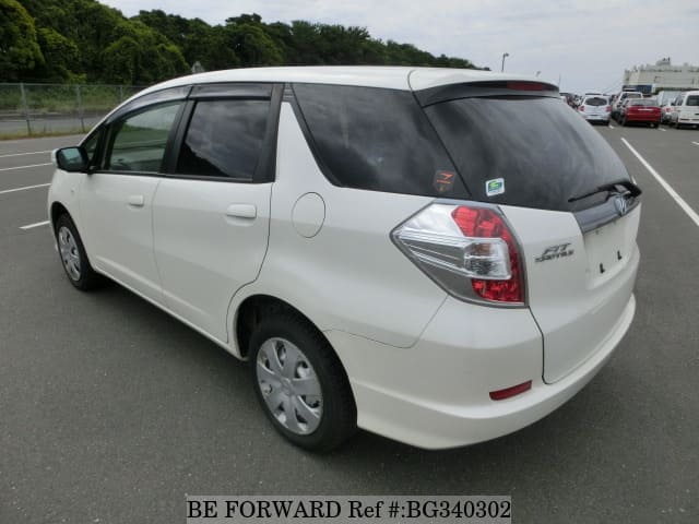 Honda fit shuttle 2014