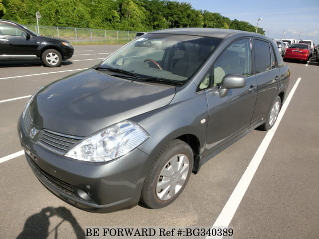 Nissan latio 2006
