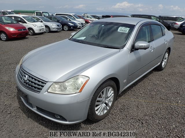 Nissan fuga 250gt