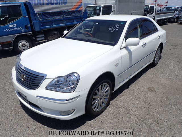 Toyota crown majesta 2004