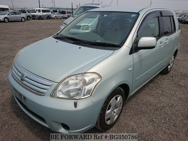 Toyota raum 2006