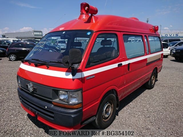 TOYOTA Hiace Commuter