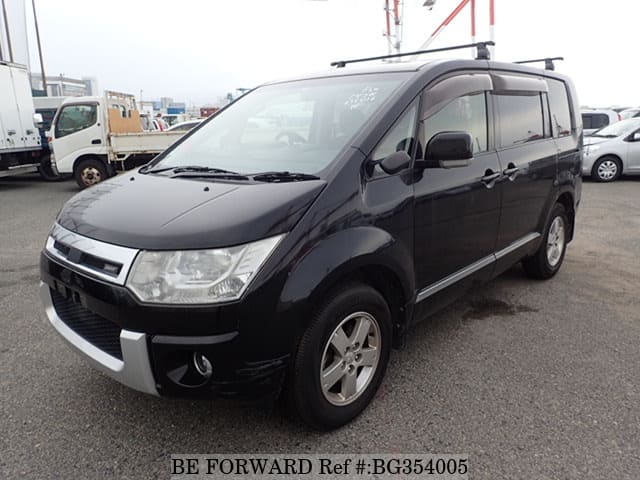 Mitsubishi delica d5 2012