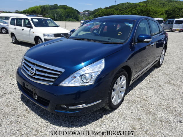 Nissan teana 2010 года