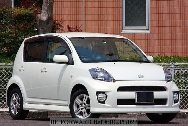 DAIHATSU Boon