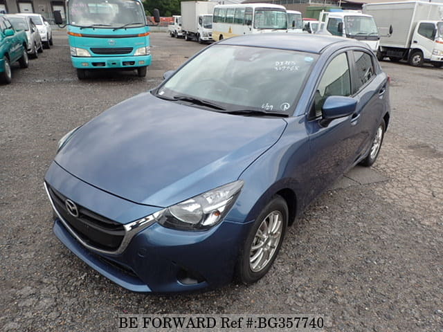 Mazda demio 2017
