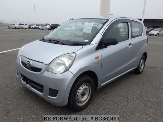 Daihatsu mira 2011