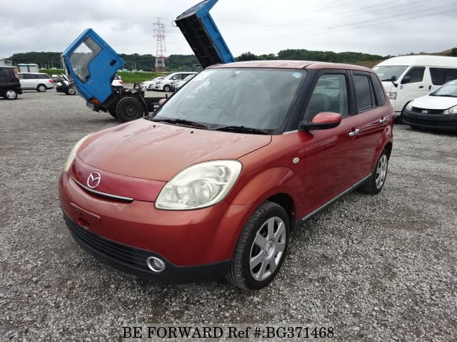 Mazda verisa 2005