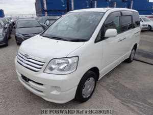 Used 2002 TOYOTA NOAH BG390251 for Sale