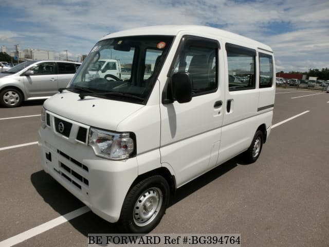 Nissan clipper van