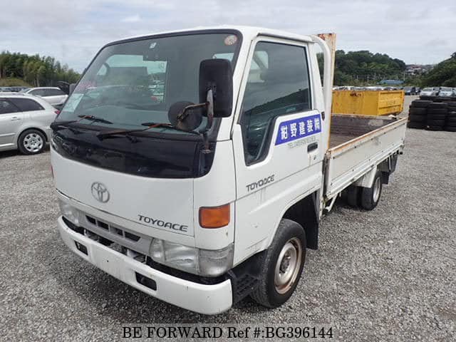 Грузовик toyota toyoace