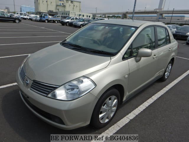 NISSAN Tiida Latio