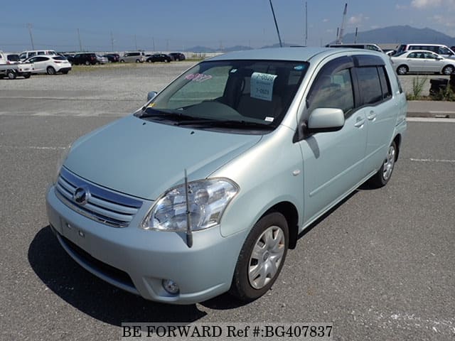 Toyota raum 2008