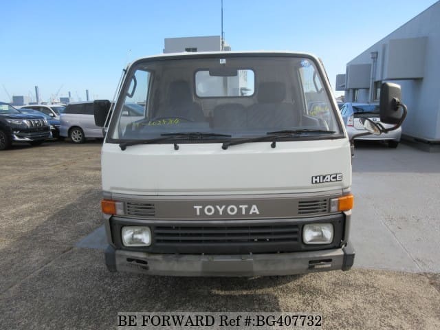 Toyota hiace lh80