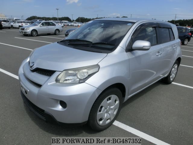 TOYOTA IST