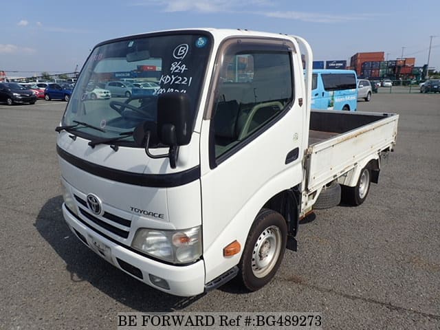 Грузовик toyota toyoace