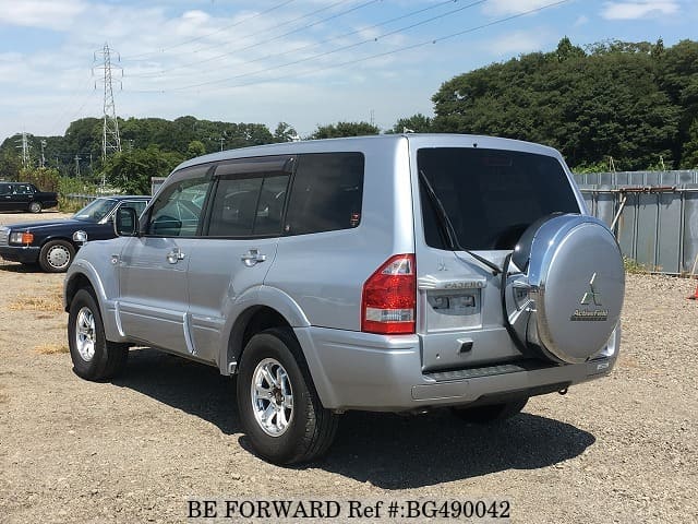 Mitsubishi pajero v73w