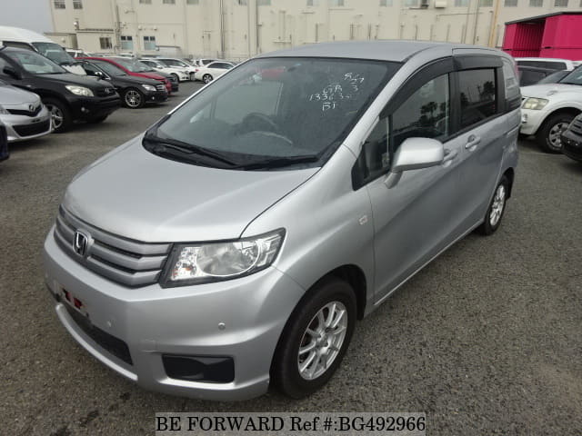 HONDA Freed Spike