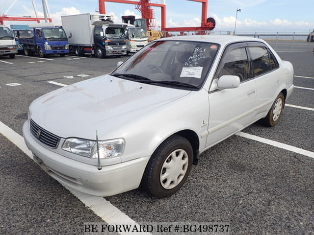 TOYOTA Corolla Sedan