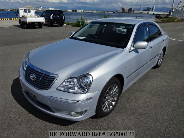 Toyota crown majesta 2005