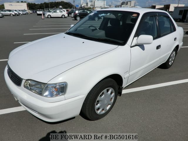 TOYOTA Corolla Sedan