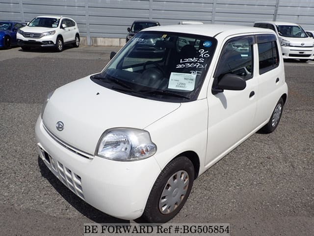 Daihatsu esse 2010