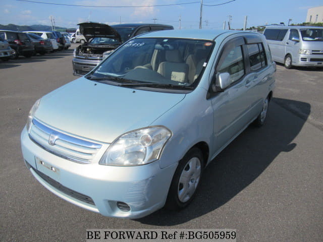 TOYOTA Raum