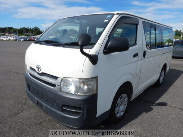 TOYOTA Hiace Van