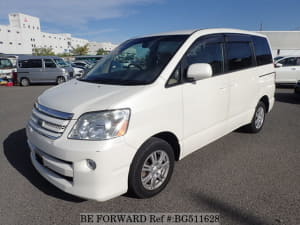 Used 2004 TOYOTA NOAH BG511628 for Sale