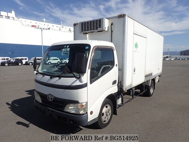 TOYOTA Dyna Truck