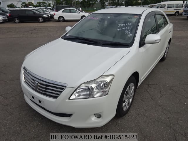 Toyota premio 2010